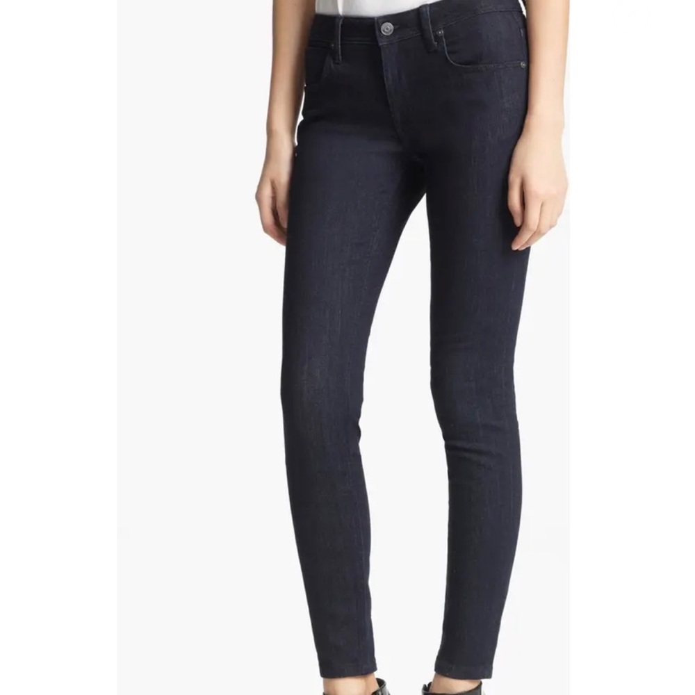 Burberry Brit Women’s Bexton' Ankle Zip Skinny Dark Wash Denim in Size 26